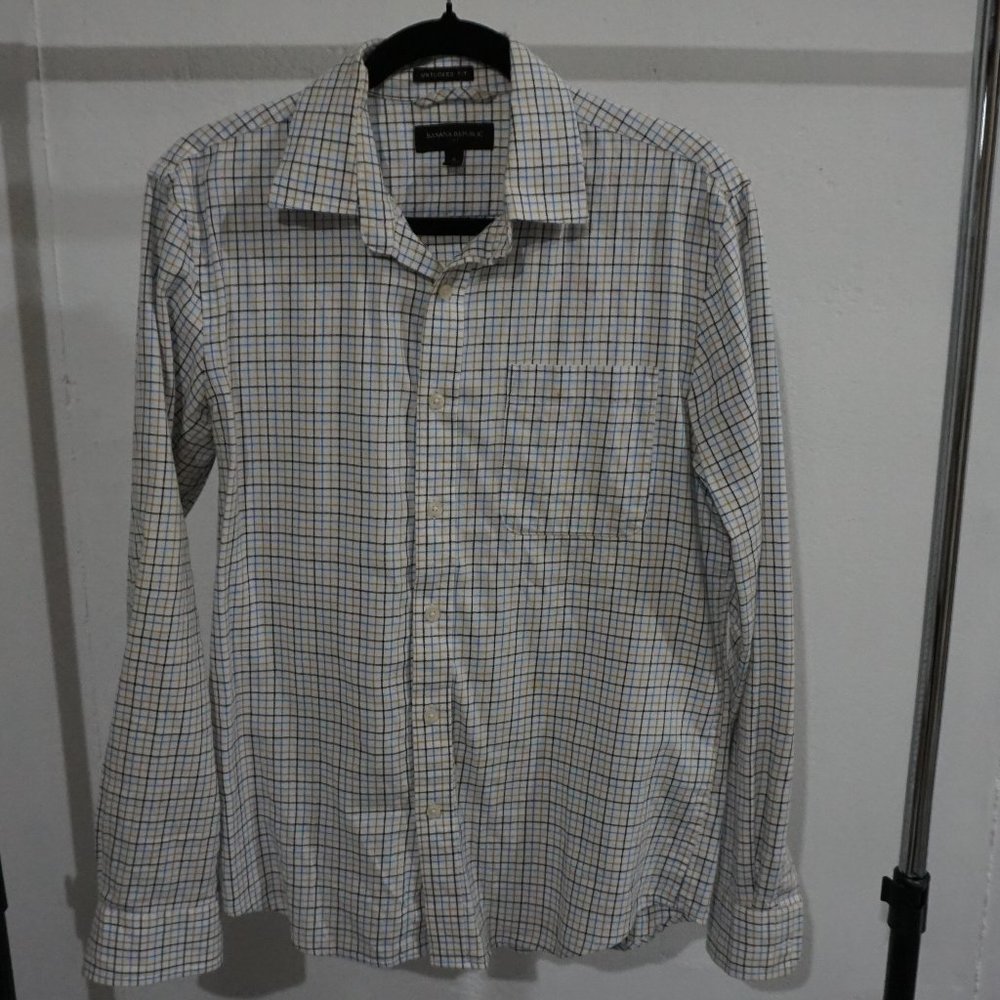 Banana Republic Men's Small Button Down Shirt